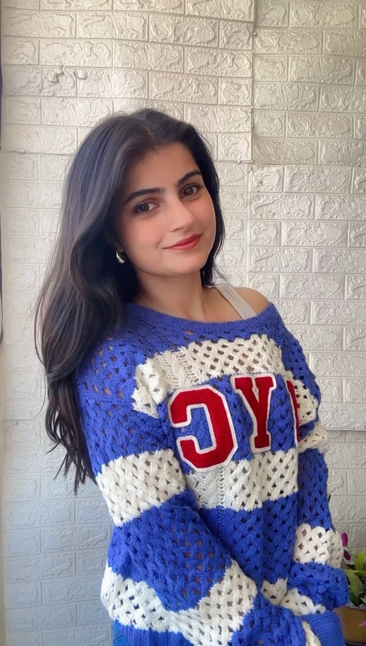 Cute crochet sweater S